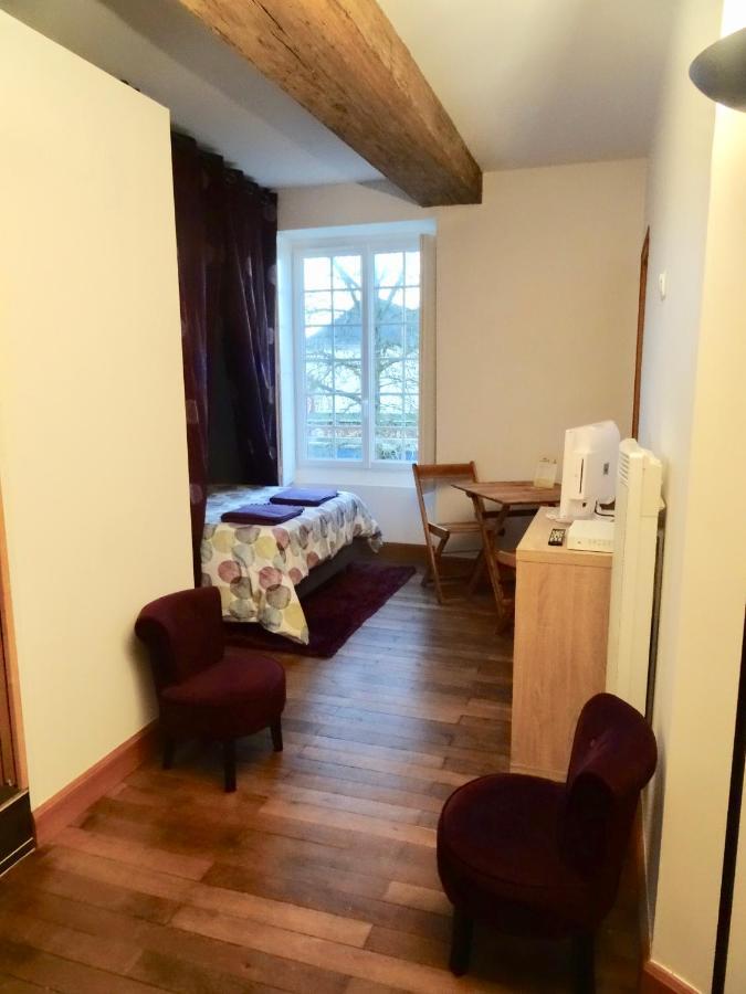 Soulgé-sur-ouette Manoir De La Grand'Cour B&B 외부 사진