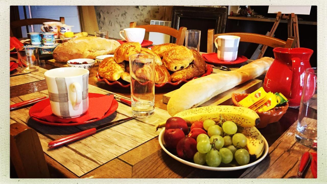 Soulgé-sur-ouette Manoir De La Grand'Cour B&B 외부 사진