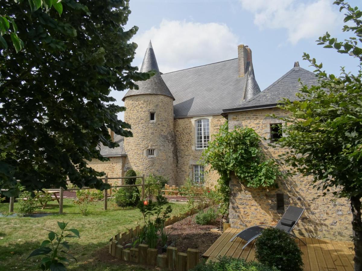 Soulgé-sur-ouette Manoir De La Grand'Cour B&B 외부 사진